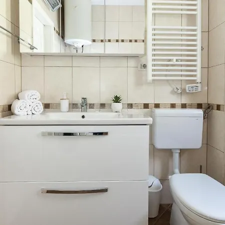 Daire Sunspot - Beautiful View With Big Garden, Free Parking, Dubrovnik