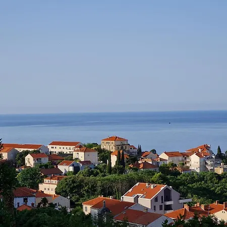 Daire Sunspot - Beautiful View With Big Garden, Free Parking,